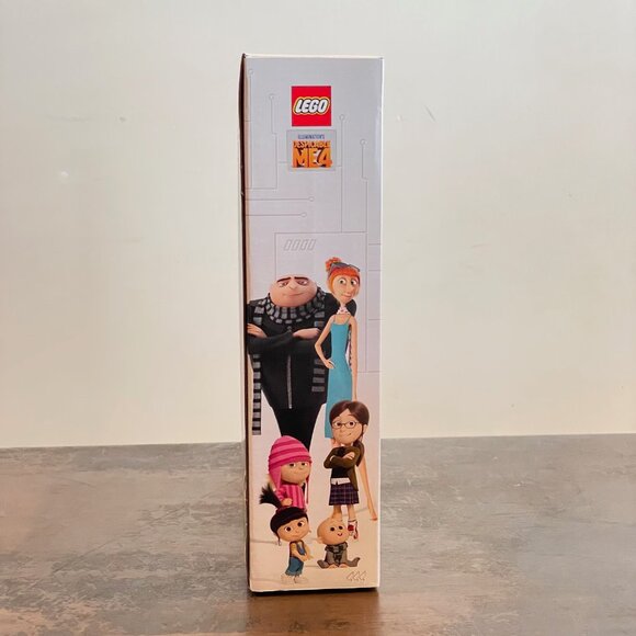 Lego 75583 Minions and Gru's Family Mansion NIB New in Hand - Picture 8 of 16